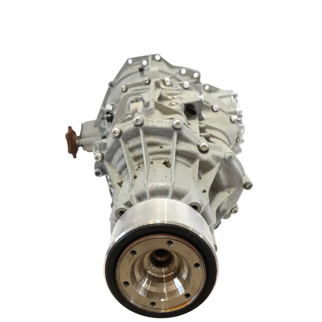 Audi A4 B8 A5 8T 2.0 TFSI Schaltgetriebe 6 Gang LLT GARANTIE - SKU 0B2300027B - Teilenummer 0B2300027B