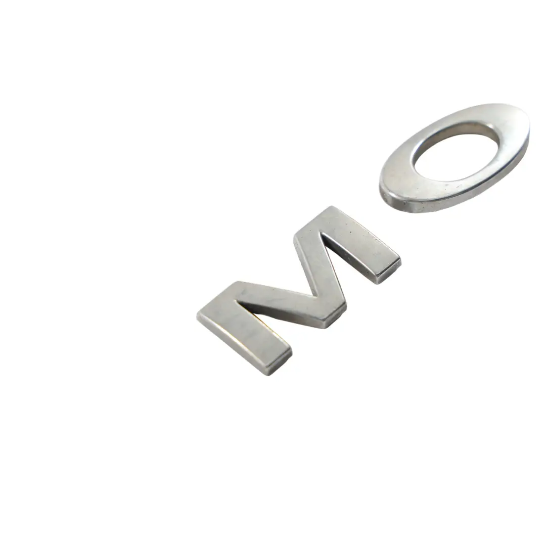 Mk3 Mk4 Emblemat Logo Chrom 1S71-42528-AA do Ford Mondeo o numerze 1132601 Ford Mondeo Mk3 Mk4 Emblemat Logo Chrom 1S71-42528-AA - SKU 1132601 - Numer Części 1132601