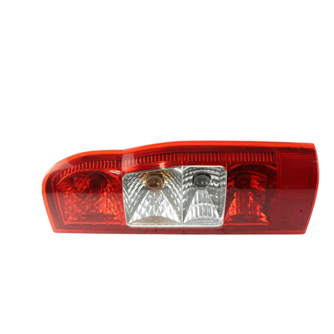 Feu Arrière Droit Lampe Panneau Latéral pour Ford Transit MK7 à propos du numéro de pièce 1435880 Ford Transit MK7 Feu Arrière Droit Lampe Panneau Latéral - SKU 1435880-1 - Numéro de pièce 1435880