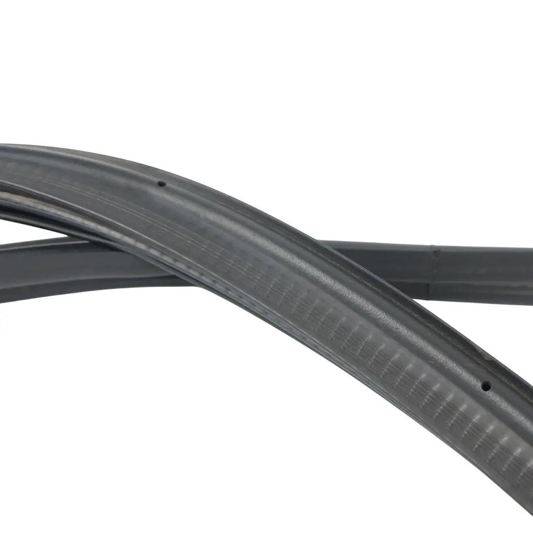 Ford Mondeo MK4 Joint Caoutchouc Étanchéité Hayon Arrière 7S71A404A06BC - SKU 1502474 - Numéro de pièce 1502474