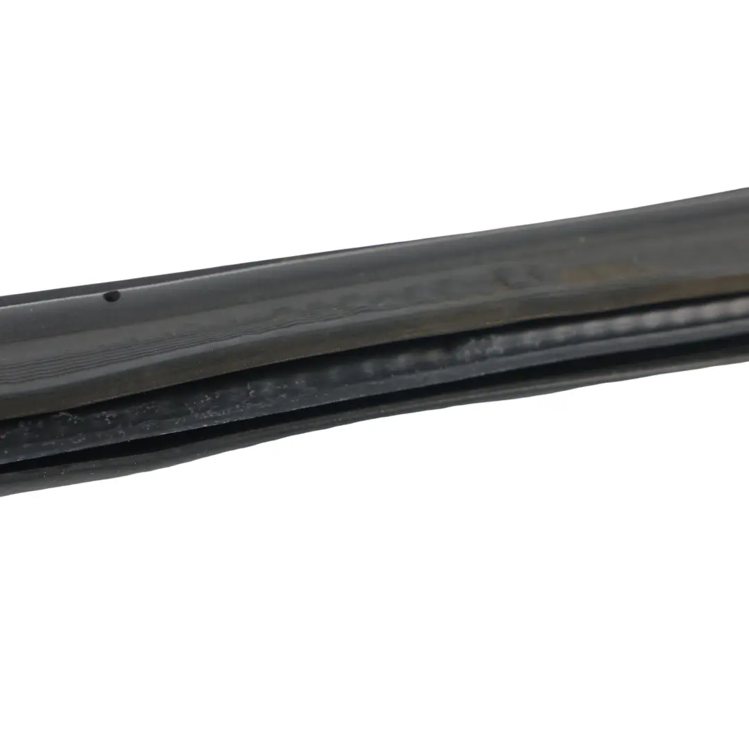 Ford Mondeo Mk4 Tylna Uszczelka Gumy Klapy Bagażnika 7S71A404A06BC - SKU 1502474 - Numer Części 1502474