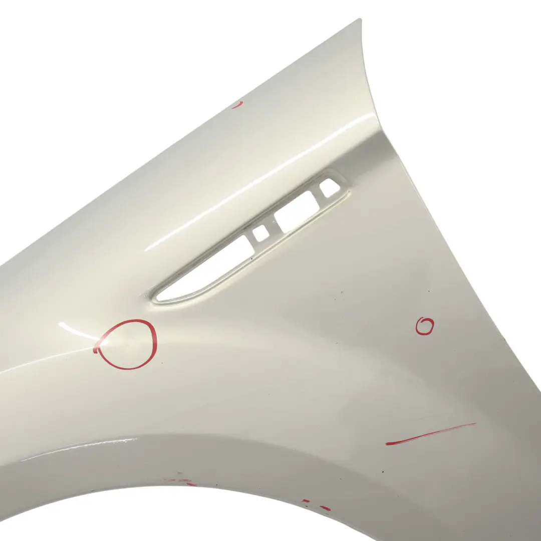 MK4 Seitenteil Kotflügel Vorne Links Chill Metallic - 694 für Ford Mondeo mit Teilenummer 1702314 Ford Mondeo MK4 Seitenteil Kotflügel Vorne Links Chill Metallic - 694 - SKU 1702314-CHILL - Teilenummer 1702314