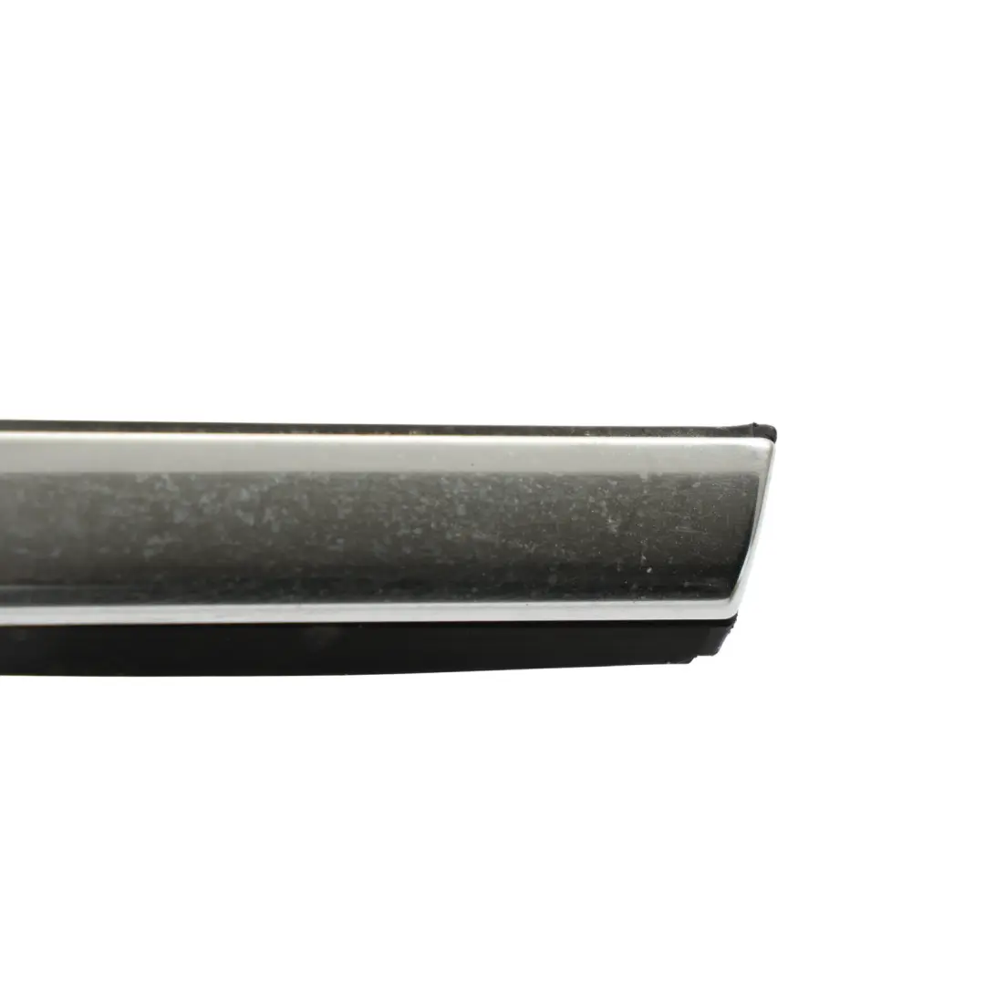 MK4 Guarnizione Finestrino Porta Posteriore Sinistra 7S71-A25605-AK per Ford Mondeo con numero di parte 1742021 Ford Mondeo MK4 Guarnizione Finestrino Porta Posteriore Sinistra 7S71-A25605-AK - SKU 1742021 - Numero di parte 1742021