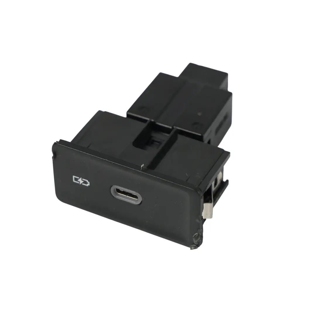 Mk2 Gniazdo Port Ładowania USB-C do Volkswagen Crafter o numerze 17A035718 Volkswagen Crafter Mk2 Gniazdo Port Ładowania USB-C - SKU 17A035718 - Numer Części 17A035718