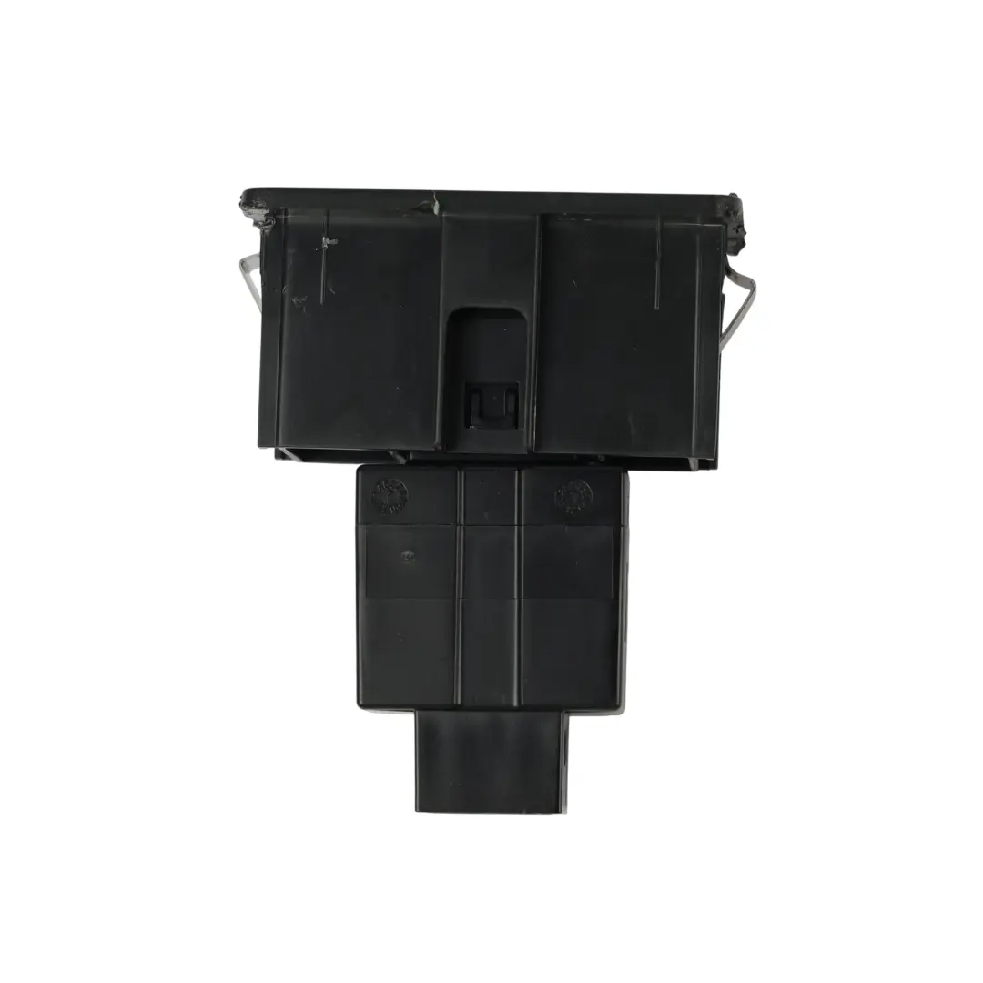 MK2 Toma Cargador USB-C Puerto Enchufe para Volkswagen Crafter con número de pieza 17A035718 Volkswagen Crafter MK2 Toma Cargador USB-C Puerto Enchufe - SKU 17A035718 - Número de pieza 17A035718