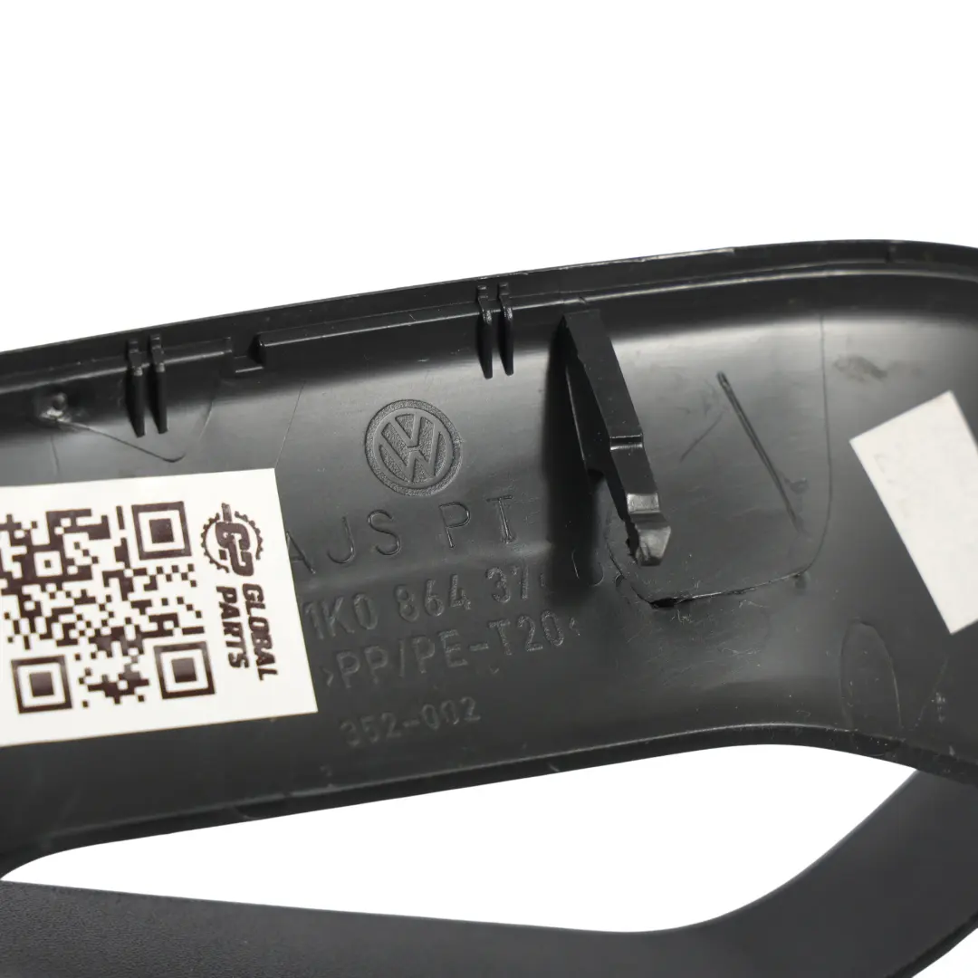MK3 Moldura Consola Central Derecha Negro para Volkswagen Scirocco con número de pieza 1K0864376G Volkswagen Scirocco MK3 Moldura Consola Central Derecha Negro - SKU 1K0864376G - Número de pieza 1K0864376G