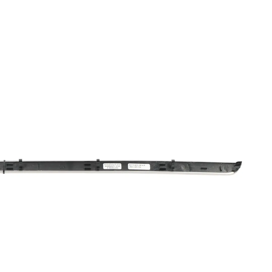 Mk5 Modanatura Pannello Porta Anteriore Sinistra per Volkswagen Golf con numero di parte 1K3867439B Volkswagen Golf Mk5 Modanatura Pannello Porta Anteriore Sinistra - SKU 1K3867439B - Numero di parte 1K3867439B