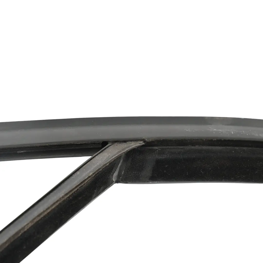 Volkswagen Golf Gti 1k Window Guide Rubber Seal Gasket Front Left N/S - SKU 1K4837431D - Part number 1K4837431D