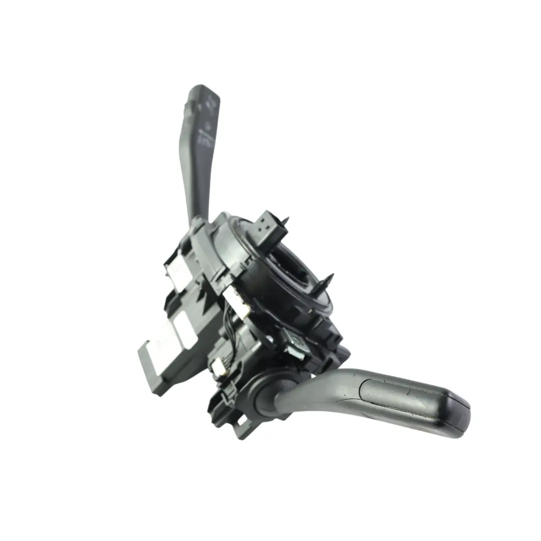 2K Przełącznik Manetki Kolumny Kierowniczej do Volkswagen Caddy o numerze 1K5953521CM Volkswagen Caddy 2K Przełącznik Manetki Kolumny Kierowniczej - SKU 1K5953521CM - Numer Części 1K5953521CM