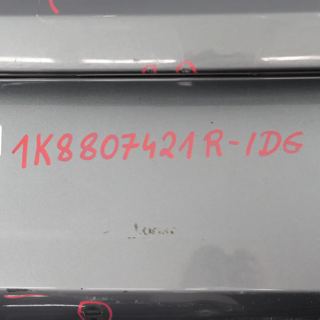 Mk3 Zderzak Tylny Lift Indium Szary Metalik R7H do Volkswagen VW Scirocco o numerze 1K8807421R Volkswagen VW Scirocco Mk3 Zderzak Tylny Lift Indium Szary Metalik R7H - SKU 1K8807421R-IDG - Numer Części 1K8807421R