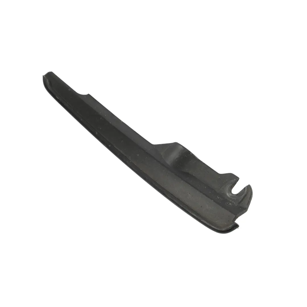 MK3 Radkasten Abdeckleiste Rechts für Volkswagen Scirocco mit Teilenummer 1K8807838B Volkswagen Scirocco MK3 Radkasten Abdeckleiste Rechts - SKU 1K8807838B - Teilenummer 1K8807838B