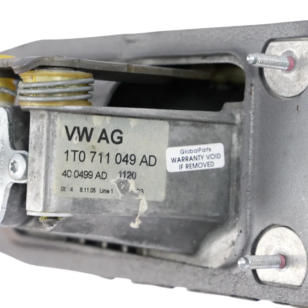 MK3 MK4 Leveraggio Selettore Cambio 5 Marce 1T0711049AD per Volkswagen Caddy con numero di parte 1T0711265AE Volkswagen Caddy MK3 MK4 Leveraggio Selettore Cambio 5 Marce 1T0711049AD - SKU 1T0711265AE - Numero di parte 1T0711265AE