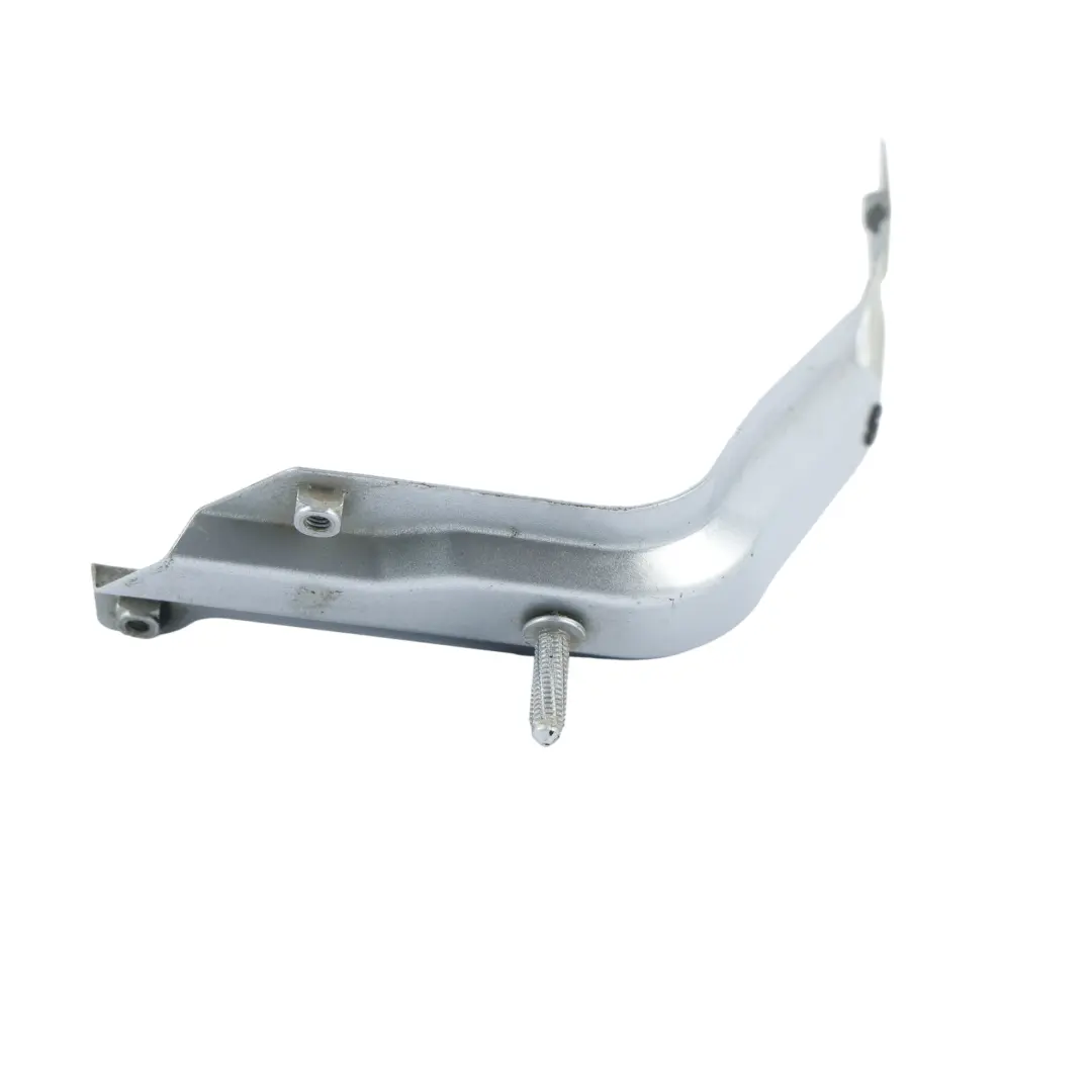 Support Aile Avant Gauche Argent Reflex A7W pour Volkswagen Touran 1T à propos du numéro de pièce 1T0821135C Volkswagen Touran 1T Support Aile Avant Gauche Argent Reflex A7W - SKU 1T0821135C-RES - Numéro de pièce 1T0821135C
