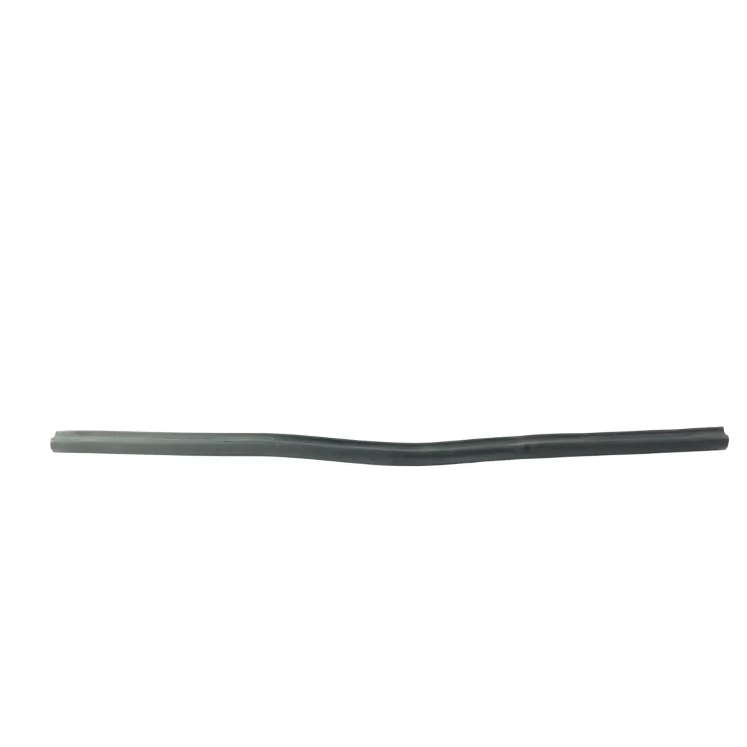 Volkswagen Caddy 2K Uszczelka Maski Prawa - SKU 1T0823708A - Numer Części 1T0823708A
