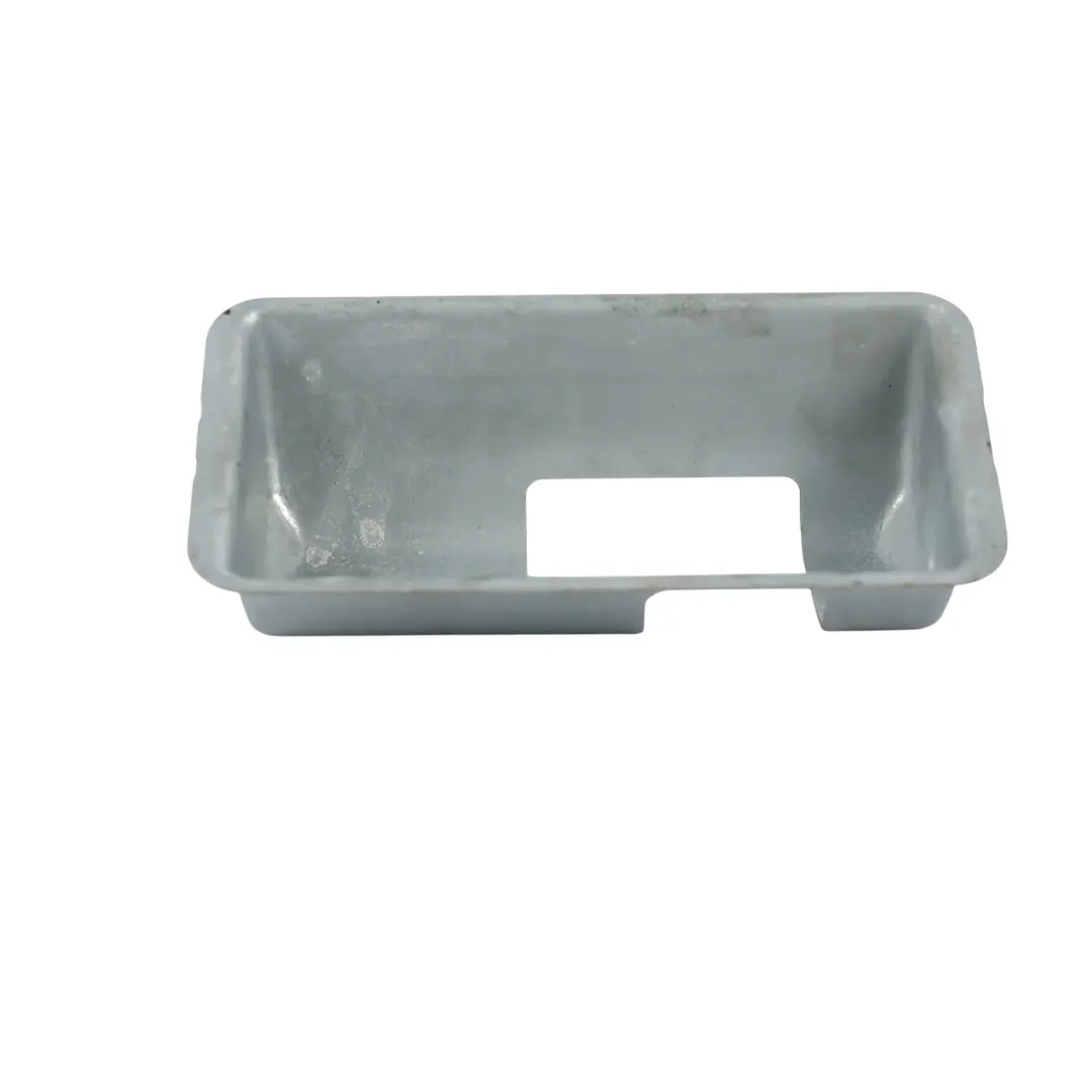 Volkswagen Caddy Maxi 2K Alhambra 7N Heckklappe Griff Abdeckung - SKU 1T0827229A - Teilenummer 1T0827229A