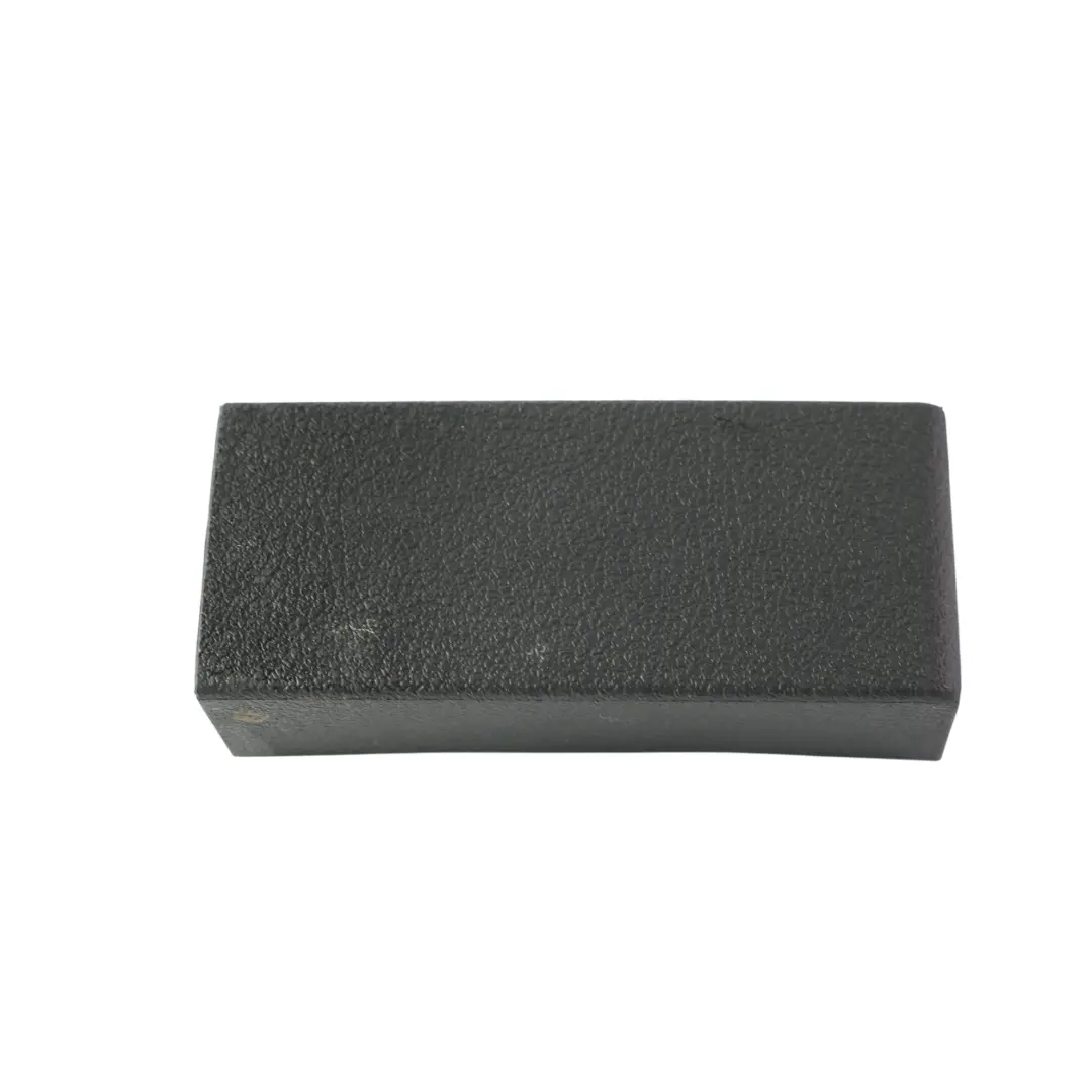 Sitzbezug Hinten Verkleidung Links für Volkswagen Touran 1T mit Teilenummer 1T0881458C Volkswagen Touran 1T Sitzbezug Hinten Verkleidung Links - SKU 1T0881458C - Teilenummer 1T0881458C