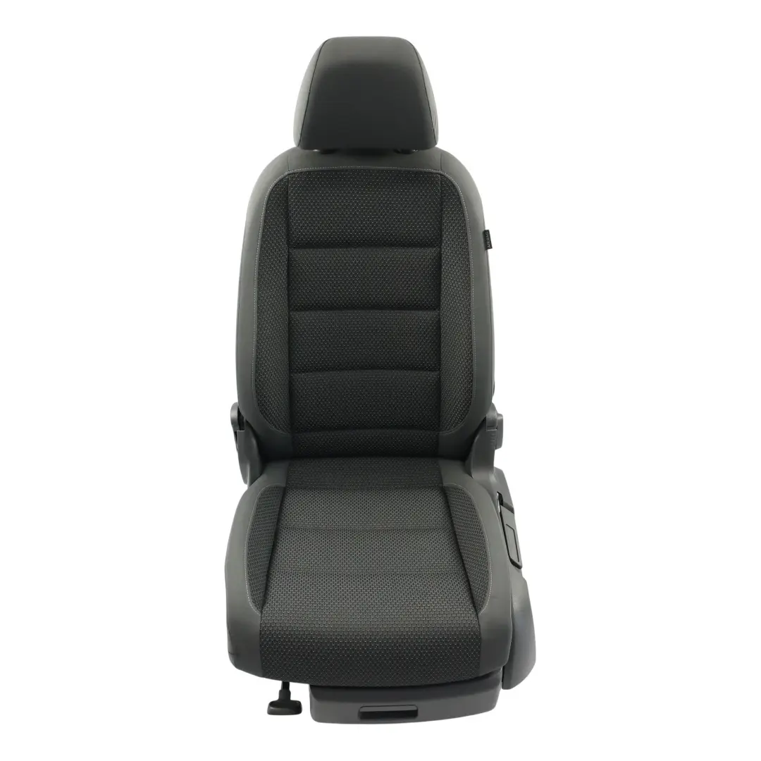 Fotel Przedni Lewy Przód Materiałowy Antracyt do Volkswagen Touran 1T o numerze 1T0881805QD Volkswagen Touran 1T Fotel Przedni Lewy Przód Materiałowy Antracyt - SKU 1T0881805QD-1 - Numer Części 1T0881805QD