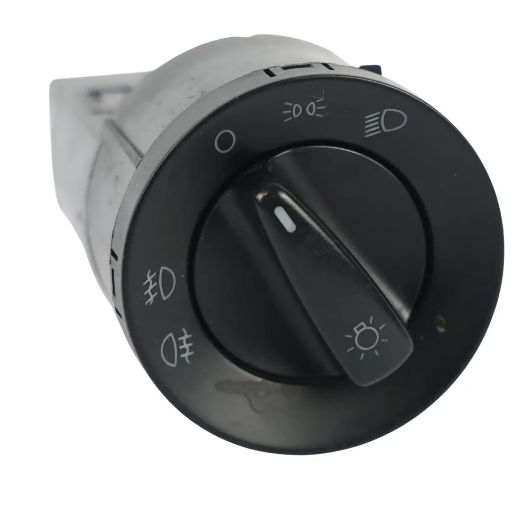 MK2 5J Interruptor Control Panel Faros para Skoda Fabia con número de pieza 1U0941531D Skoda Fabia MK2 5J Interruptor Control Panel Faros - SKU 1U0941531D - Número de pieza 1U0941531D