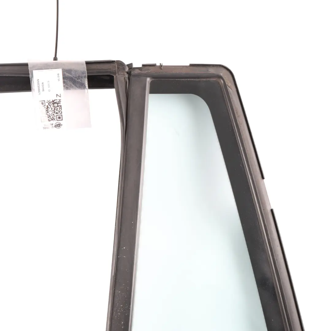 1Z Dichtung Festes Seitenfenster Hinten Links für Skoda Octavia mit Teilenummer 1Z9845209N Skoda Octavia 1Z Dichtung Festes Seitenfenster Hinten Links - SKU 1Z9845209N - Teilenummer 1Z9845209N