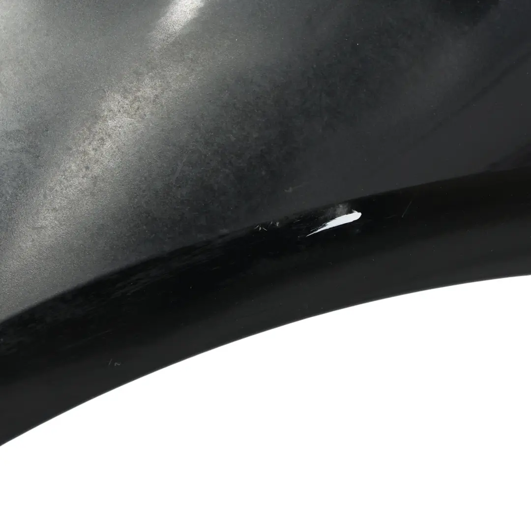 Błotnik Lewy Czarny Black Sapphire - 475 do BMW E92 E93 o numerze 2155919 BMW E92 E93 Błotnik Lewy Czarny Black Sapphire - 475 - SKU 2155919-BS - Numer Części 2155919