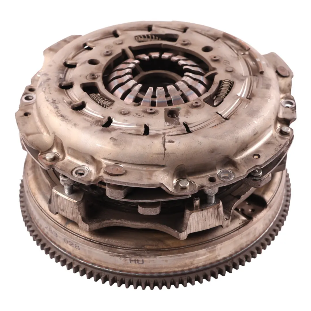 Mass Flywheel Clutch to BMW F80 F82 F83 F87 M2 Twin Dual with Part number 2283028 BMW F80 F82 F83 F87 M2 Twin Dual Mass Flywheel Clutch - SKU 2283028 - Part number 2283028