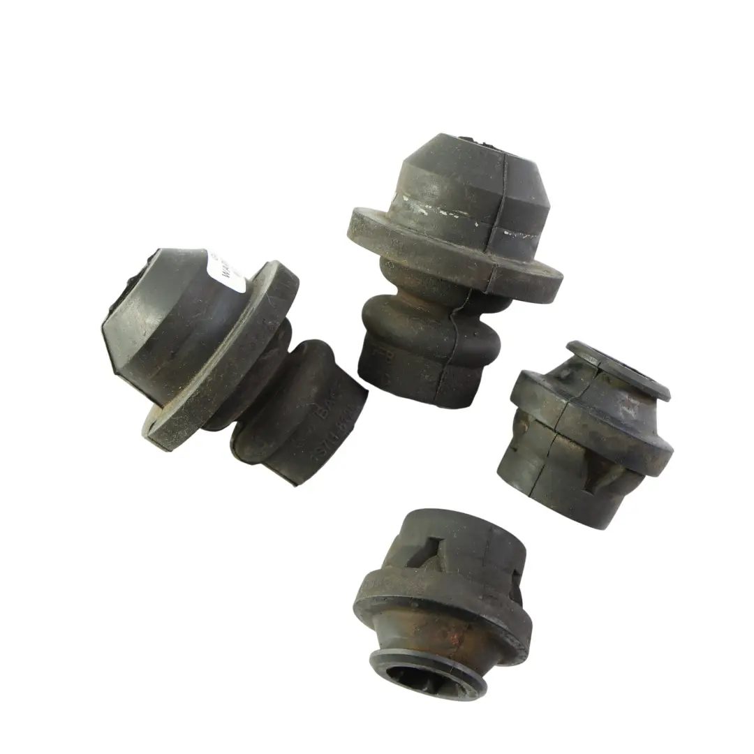 Kit Support Caoutchouc Fixation Radiateur pour Ford Transit MK7 à propos du numéro de pièce 2444885 Ford Transit MK7 Kit Support Caoutchouc Fixation Radiateur - SKU 2444885 - Numéro de pièce 2444885