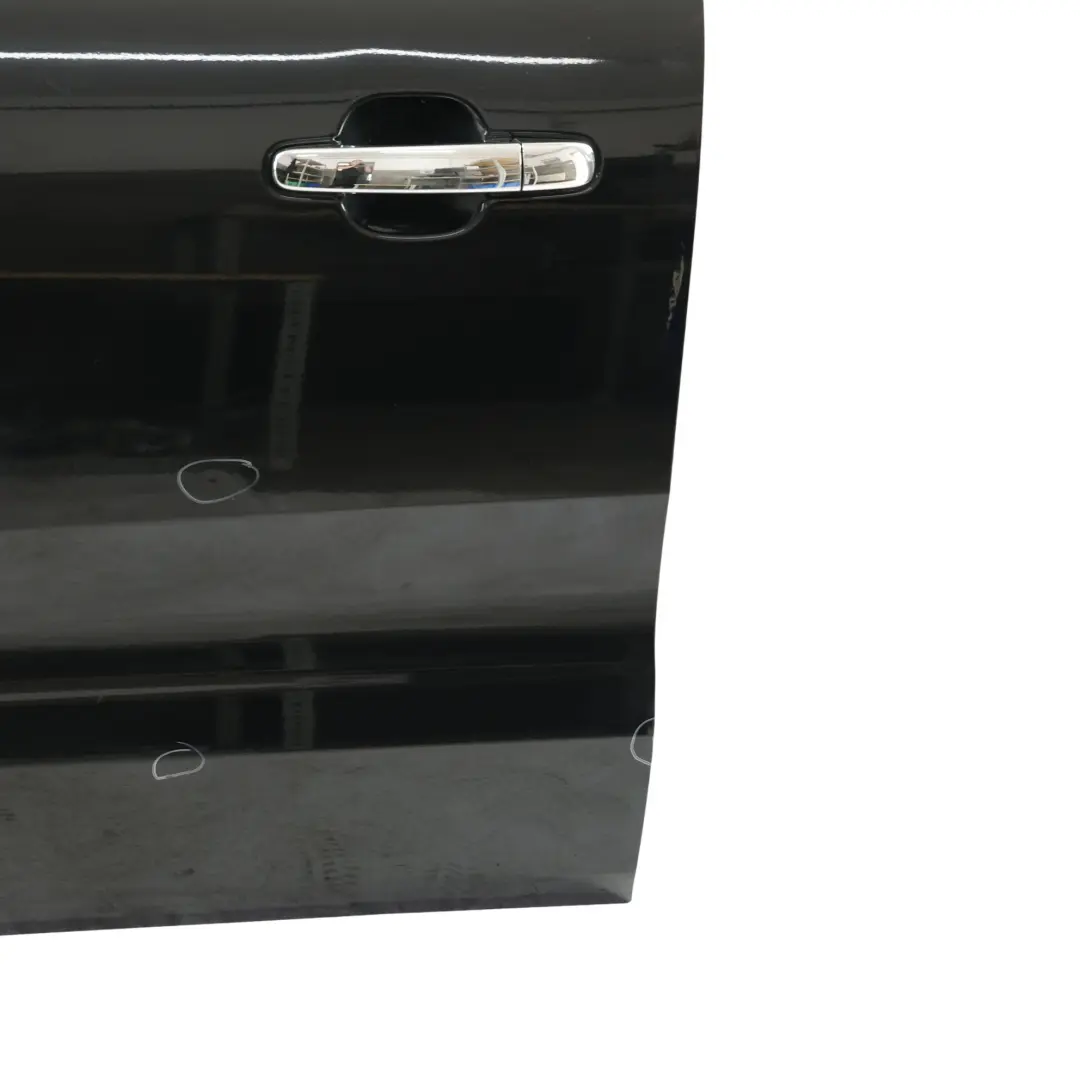 Mk6 Porta Anteriore Sinistra Nero Panther Metallizzato D9 per Ford Ranger con numero di parte 2540103 Ford Ranger Mk6 Porta Anteriore Sinistra Nero Panther Metallizzato D9 - SKU 2540103-PBL - Numero di parte 2540103