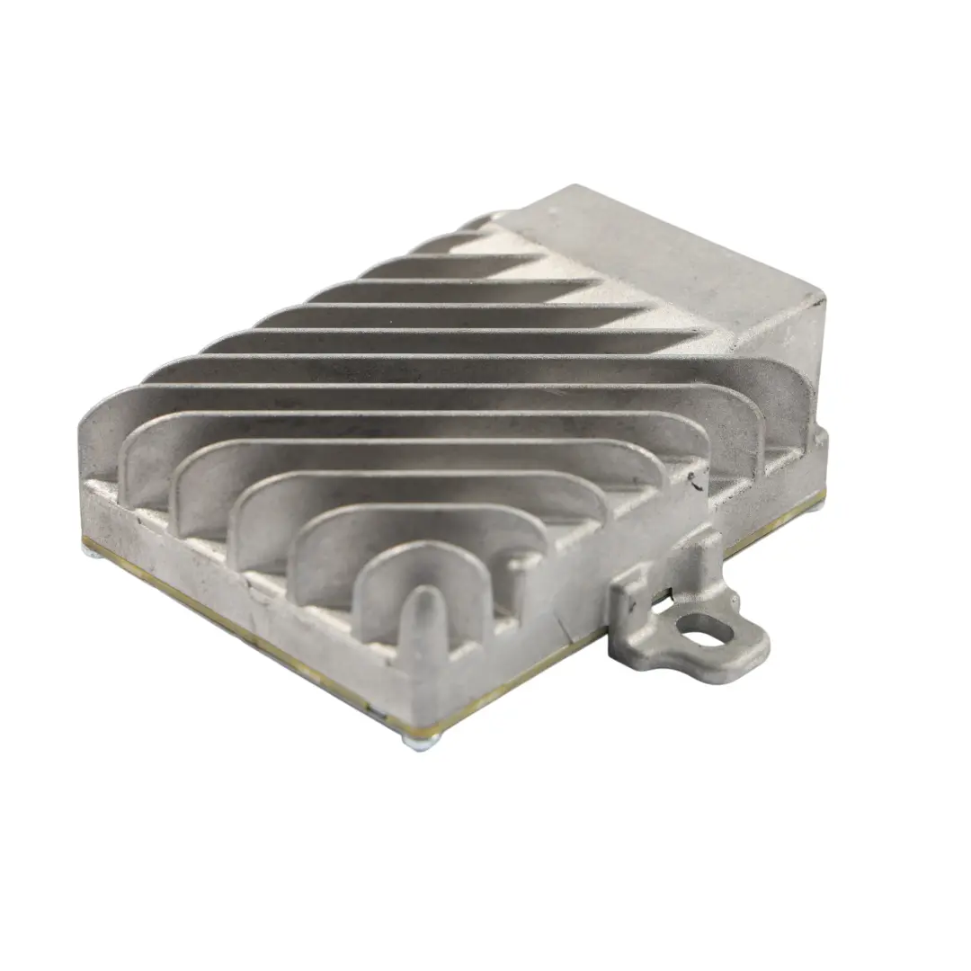 Harman Becker Wzmacniacz Aktywny do Mini F54 F55 F56 F57 F60 o numerze 2622396 Mini F54 F55 F56 F57 F60 Harman Becker Wzmacniacz Aktywny - SKU 2622396 - Numer Części 2622396