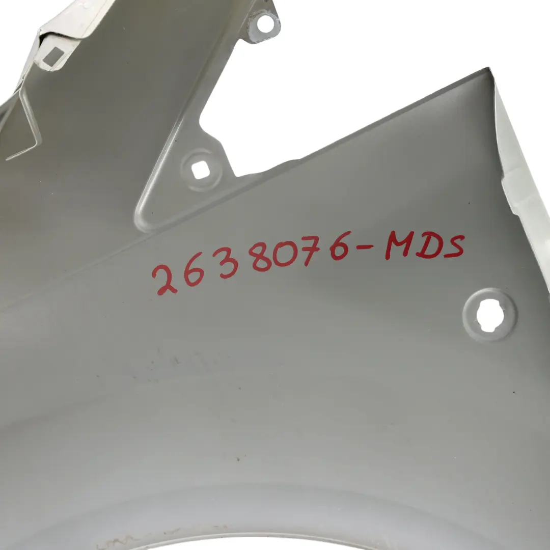 Seitenteil Kotflügel Vorne Rechts Moondust Silber ZJ für Ford Transit Connect mit Teilenummer 2638076 Ford Transit Connect Seitenteil Kotflügel Vorne Rechts Moondust Silber ZJ - SKU 2638076-MDS - Teilenummer 2638076