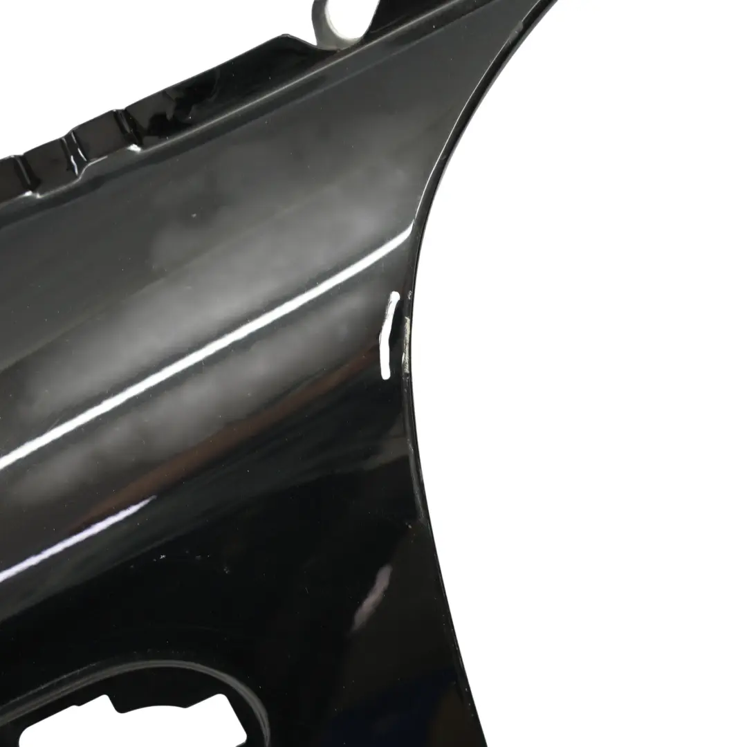Pannello Laterale Mini R56 Anteriore Sinistro R55 R57 Midnight Nero Metallic A94 per con numero di parte 2754725 Pannello Laterale Mini R56 Anteriore Sinistro R55 R57 Midnight Nero Metallic A94 - SKU 2754725-MNB3 - Numero di parte 2754725