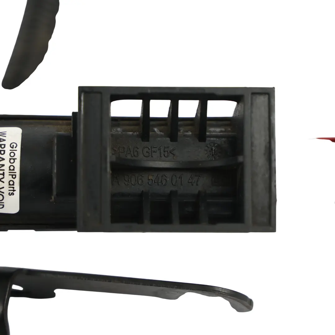 Cavo Batteria Positivo 9065400100 per Volkswagen Crafter I Mercedes Sprinter W906 con numero di parte 2E0971130BF Volkswagen Crafter I Mercedes Sprinter W906 Cavo Batteria Positivo 9065400100 - SKU 2E0971130BF - Numero di parte 2E0971130BF