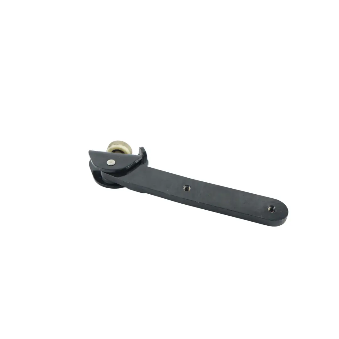 2K Guida Rullo Porta Scorrevole Inferiore Destra per Volkswagen Caddy con numero di parte 2K0843398B Volkswagen Caddy 2K Guida Rullo Porta Scorrevole Inferiore Destra - SKU 2K0843398B - Numero di parte 2K0843398B