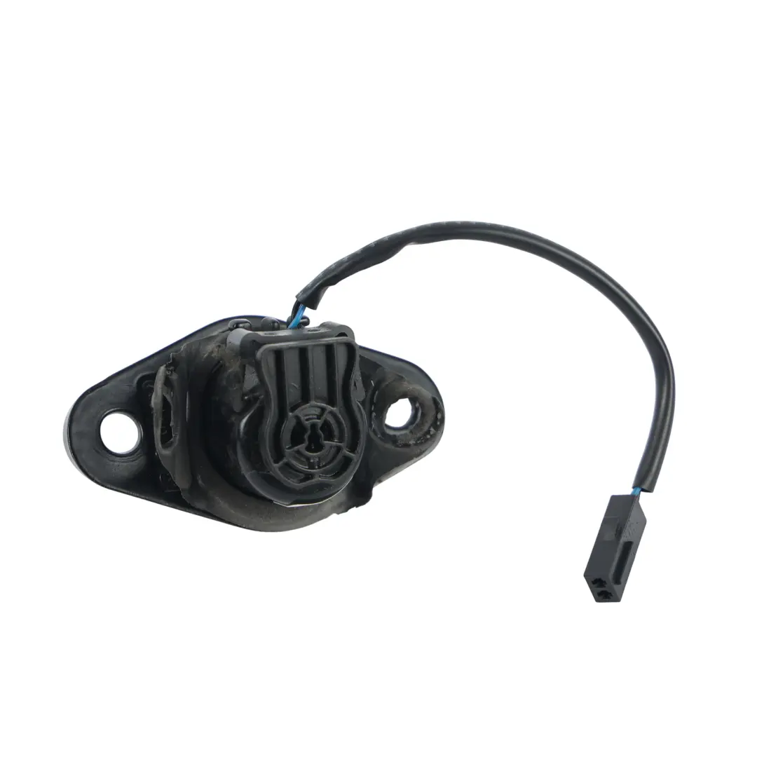 2k Sliding Door Catch Plate Lower Contact to VW Volkswagen Caddy Maxi with Part number 2K0843639E VW Volkswagen Caddy Maxi 2k Sliding Door Catch Plate Lower Contact - SKU 2K0843639E - Part number 2K0843639E