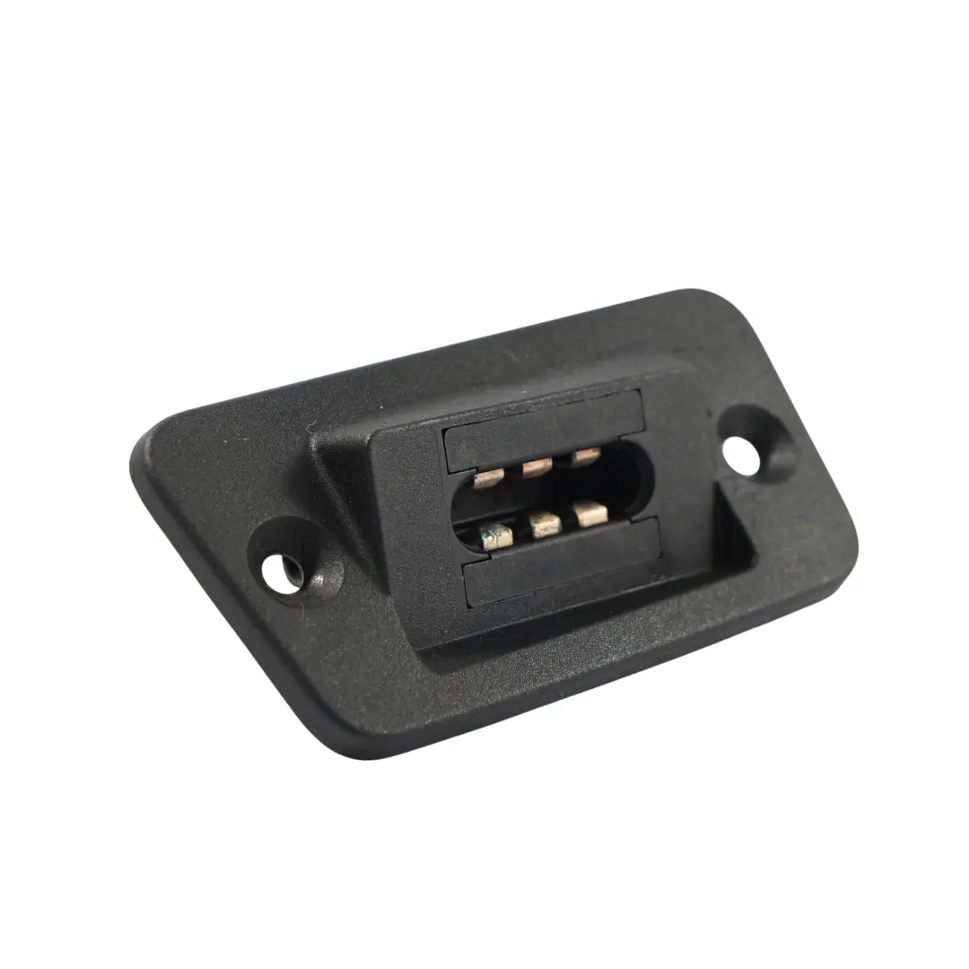 2K Piastra Connettore Porta Scorrevole Destra per Volkswagen Caddy con numero di parte 2K0907496A Volkswagen Caddy 2K Piastra Connettore Porta Scorrevole Destra - SKU 2K0907496A - Numero di parte 2K0907496A