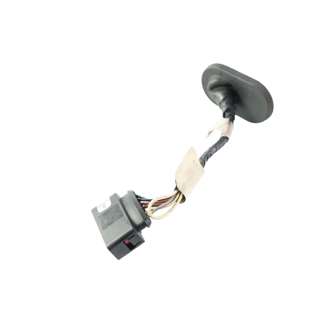 Volkswagen VW Caddy MK3 Enchufe Cableado Luz Trasera Derecho - SKU 2K0945096P-1 - Número de pieza 2K0945096P