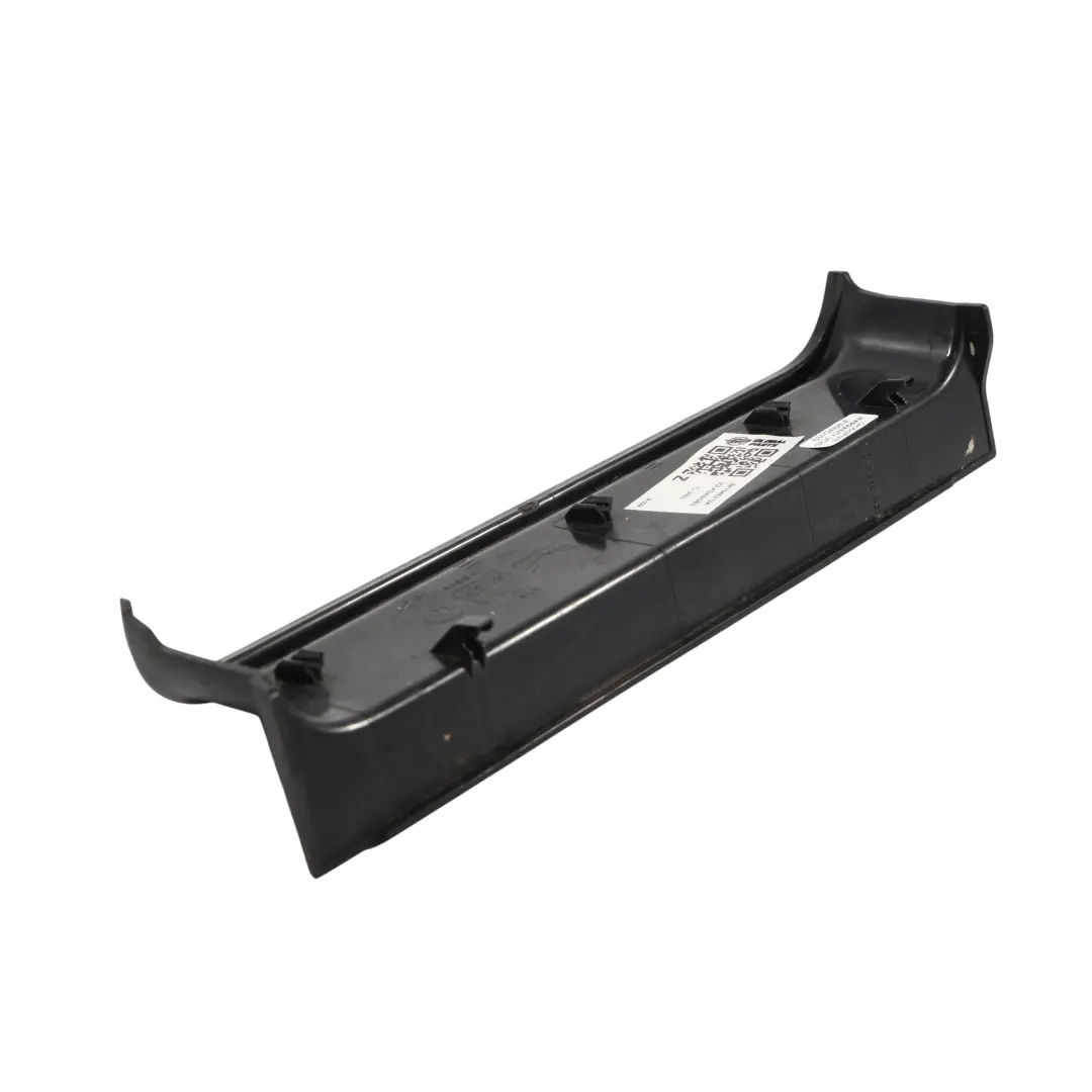 MK4 Heckleuchte Blende Abdeckung Rechts für Volkswagen Caddy mit Teilenummer 2K1945312A Volkswagen Caddy MK4 Heckleuchte Blende Abdeckung Rechts - SKU 2K1945312A - Teilenummer 2K1945312A