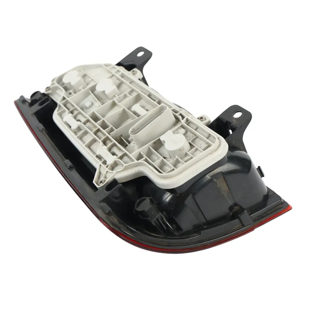 Volkswagen Caddy C20 Rückleuchte Getönt High Line Hinten Links - SKU 2K2945096G - Teilenummer 2K2945096G