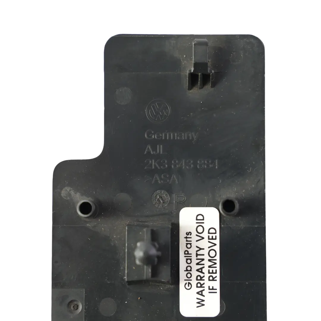 2K Osłona Prowadnicy Drzwi Bocznych Przesuwnych Prawa do VW Caddy o numerze 2K3843884 VW Caddy 2K Osłona Prowadnicy Drzwi Bocznych Przesuwnych Prawa - SKU 2K3843884 - Numer Części 2K3843884