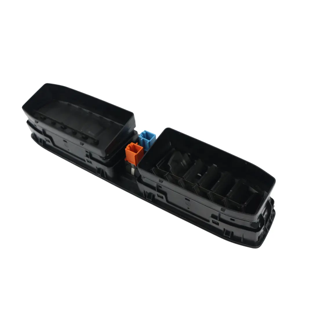 2k Kratka Nawiewu Środkowa Czarna Satynowa do Volkswagen Caddy Maxi o numerze 2K5819728A Volkswagen Caddy Maxi 2k Kratka Nawiewu Środkowa Czarna Satynowa - SKU 2K5819728A - Numer Części 2K5819728A