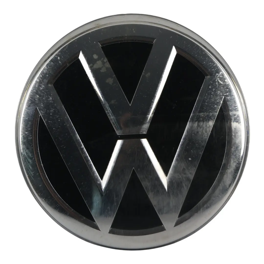 2K Emblema Logo Insignia Capó Delantero para Volkswagen Caddy Maxi con número de pieza 2K5853601A Volkswagen Caddy Maxi 2K Emblema Logo Insignia Capó Delantero - SKU 2K5853601A - Número de pieza 2K5853601A
