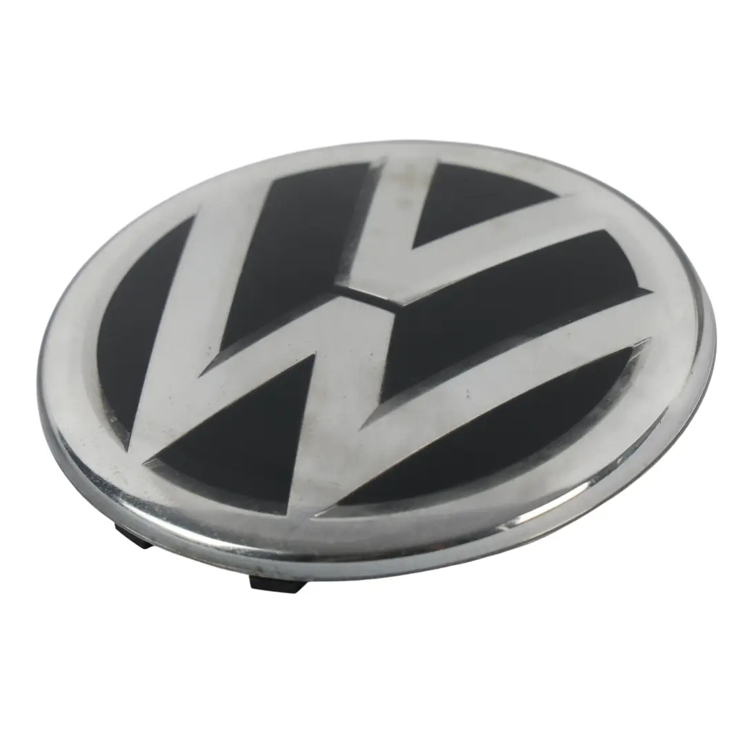 2K Front Badge Bonnet Hood Logo Emblem to Volkswagen Caddy Maxi with Part number 2K5853601A Volkswagen Caddy Maxi 2K Front Badge Bonnet Hood Logo Emblem - SKU 2K5853601A - Part number 2K5853601A