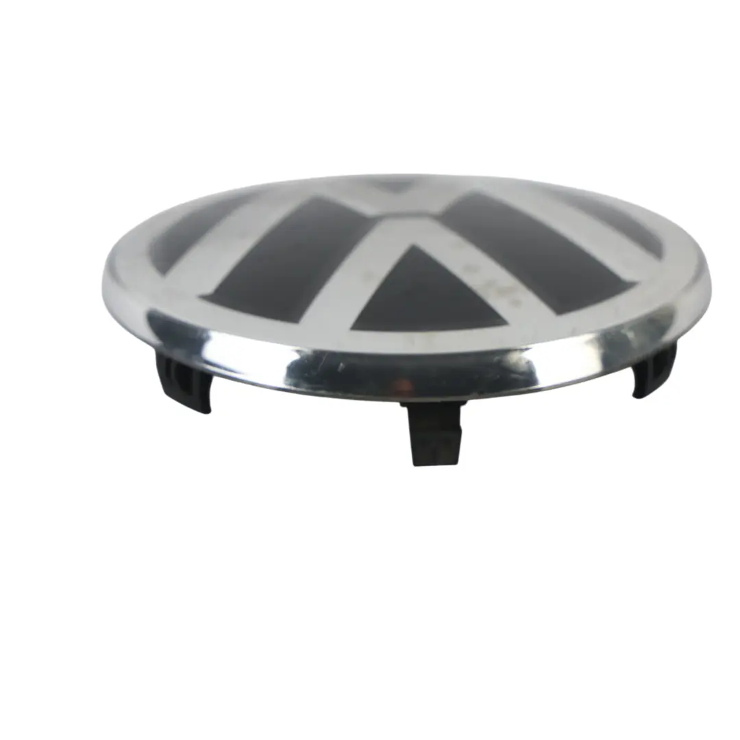 2K Stemma Logo Anteriore Cofano per Volkswagen Caddy Maxi con numero di parte 2K5853601A Volkswagen Caddy Maxi 2K Stemma Logo Anteriore Cofano - SKU 2K5853601A - Numero di parte 2K5853601A