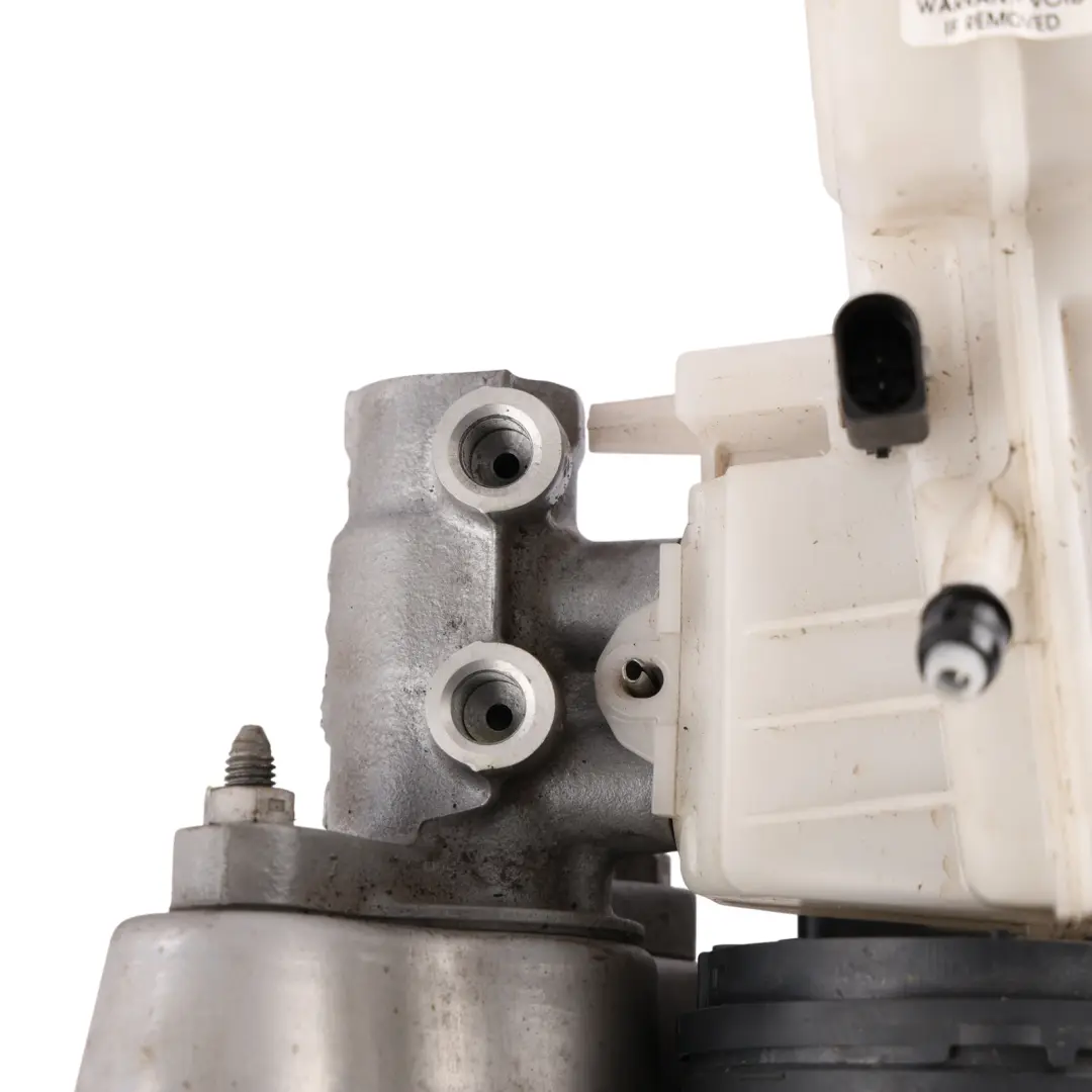 Volkswagen Crafter Mk2 Brake Master Cylinder Booster 2.0 TDI - SKU 2N0614105A - Part number 2N0614105A