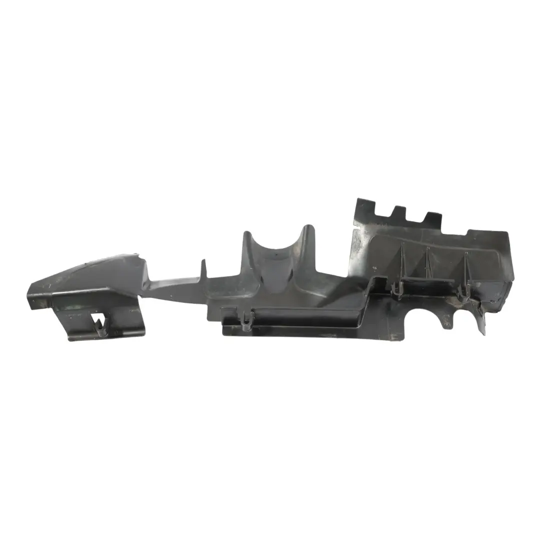Staffa Copertura Condotto Aria Radiatore per Audi A4 B8 VW Passat 36 con numero di parte 3AA121284 Audi A4 B8 VW Passat 36 Staffa Copertura Condotto Aria Radiatore - SKU 3AA121284 - Numero di parte 3AA121284
