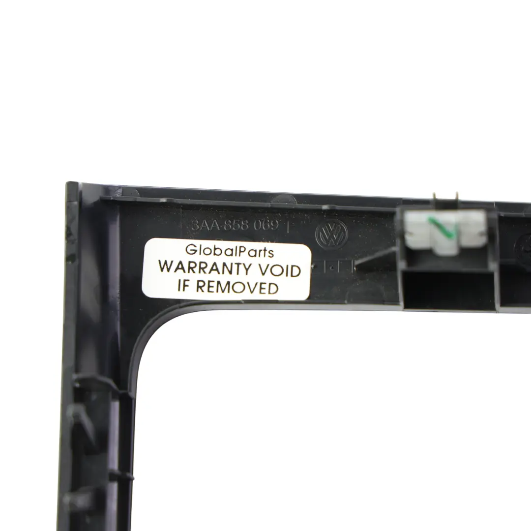 Ramka Radia Przełącznik Awaryjny do Volkswagen Passat B7 o numerze 3AA858069F Volkswagen Passat B7 Ramka Radia Przełącznik Awaryjny - SKU 3AA858069F - Numer Części 3AA858069F