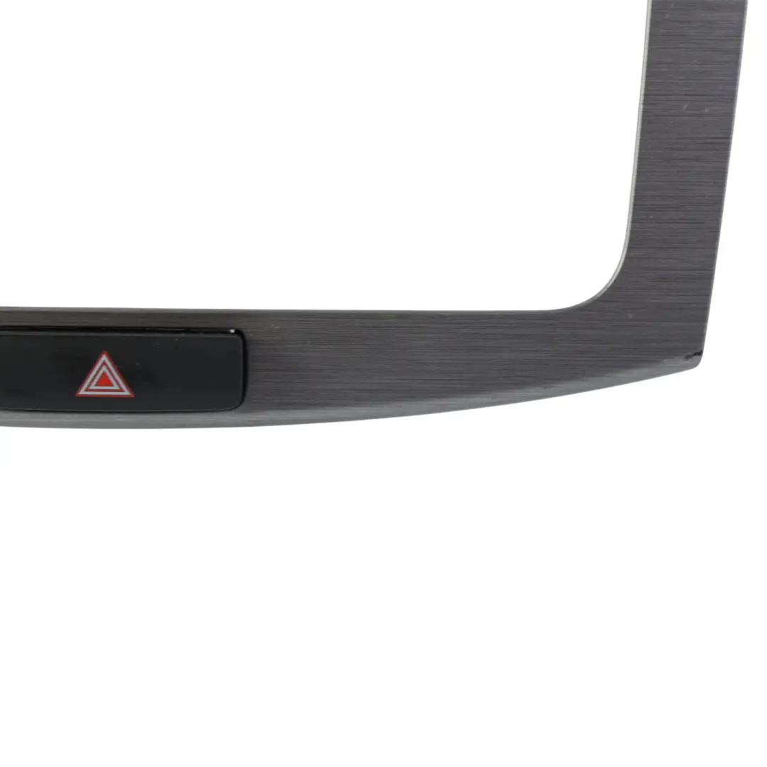 Volkswagen Passat B7 Autoradio Entourage Trim Bouton Warning - SKU 3AA858069F - Numéro de pièce 3AA858069F