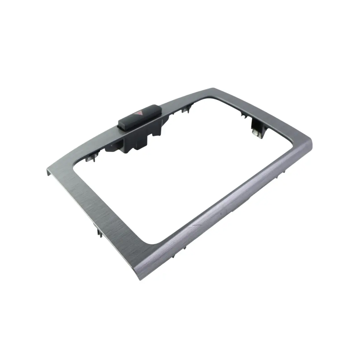Radio Blende Warnblinkschalter für Volkswagen Passat B7 mit Teilenummer 3AA858069F Volkswagen Passat B7 Radio Blende Warnblinkschalter - SKU 3AA858069F - Teilenummer 3AA858069F