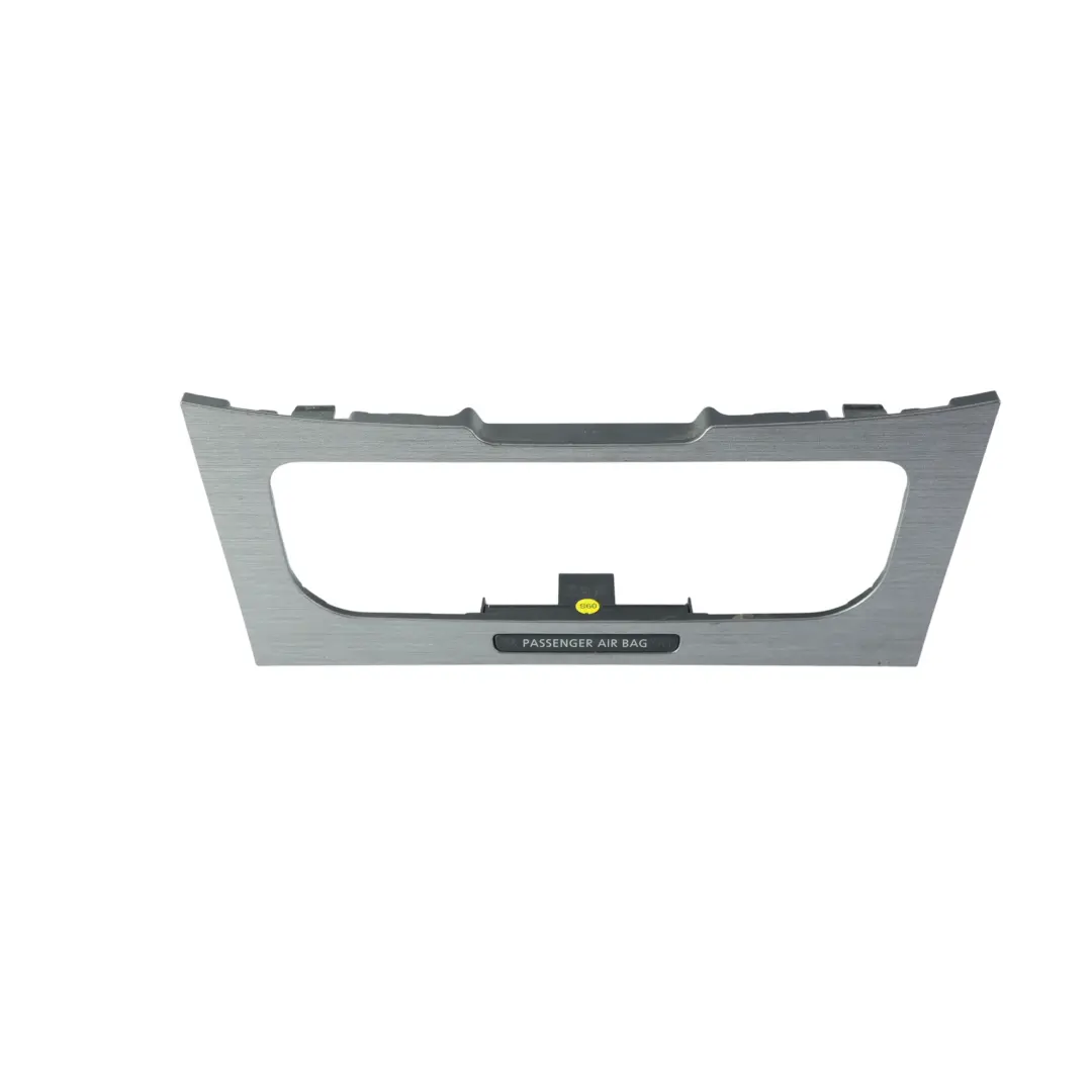 Cornice Pannello Controllo Riscaldamento per Volkswagen Passat B7 con numero di parte 3AA863100B Volkswagen Passat B7 Cornice Pannello Controllo Riscaldamento - SKU 3AA863100B - Numero di parte 3AA863100B