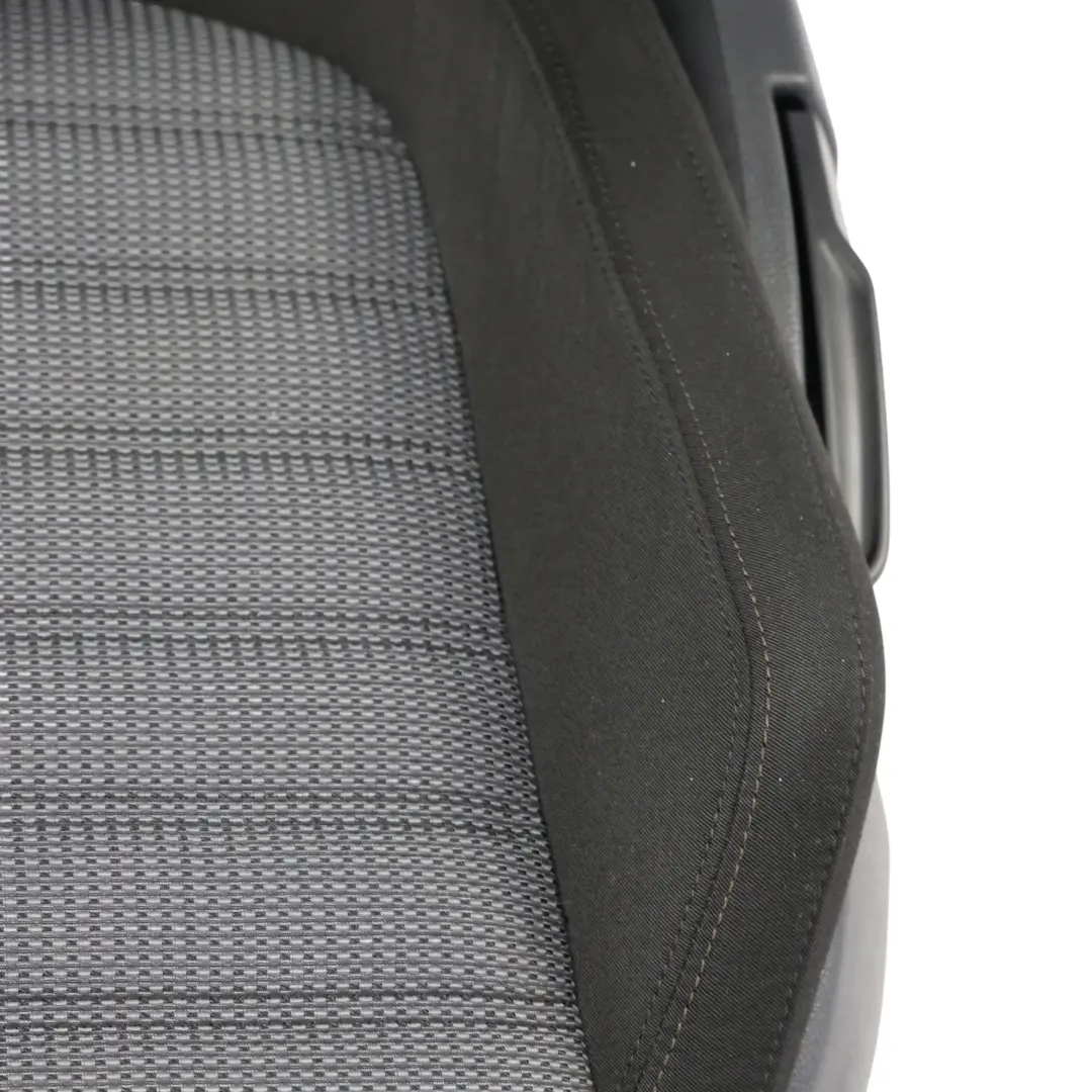 Siège Avant Chauffant Intérieur En Tissu Noir Gauche pour Volkswagen Passat B7 à propos du numéro de pièce 3AA881805ET Volkswagen Passat B7 Siège Avant Chauffant Intérieur En Tissu Noir Gauche - SKU 3AA881805ET-1 - Numéro de pièce 3AA881805ET