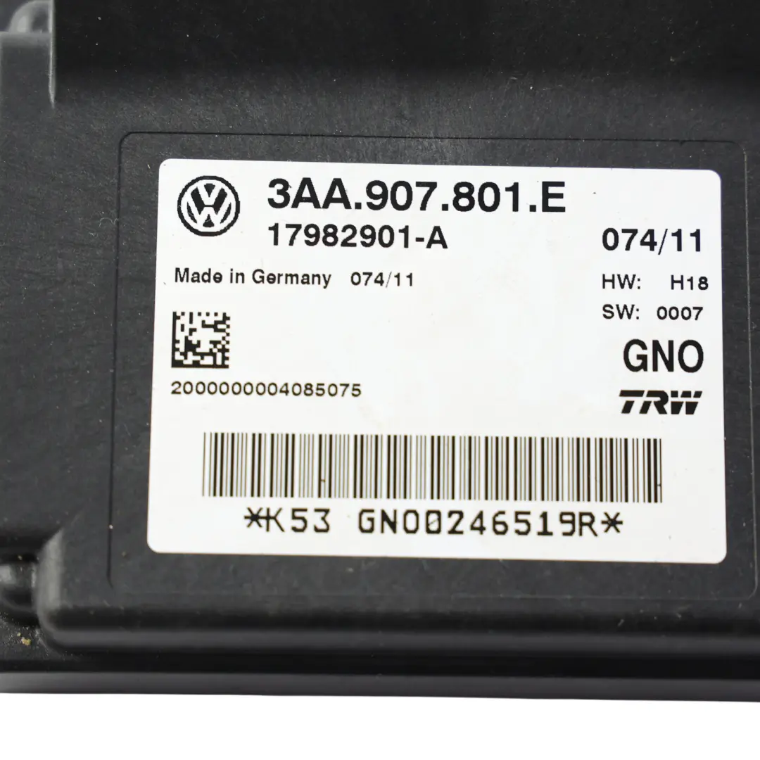 Elektrische Feststellbremse Steuergerät Modul für Volkswagen Passat B7 mit Teilenummer 3AA907801E Volkswagen Passat B7 Elektrische Feststellbremse Steuergerät Modul - SKU 3AA907801E - Teilenummer 3AA907801E